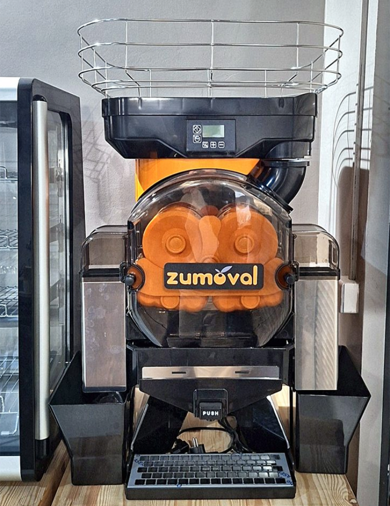 Presse-agrumes automatique