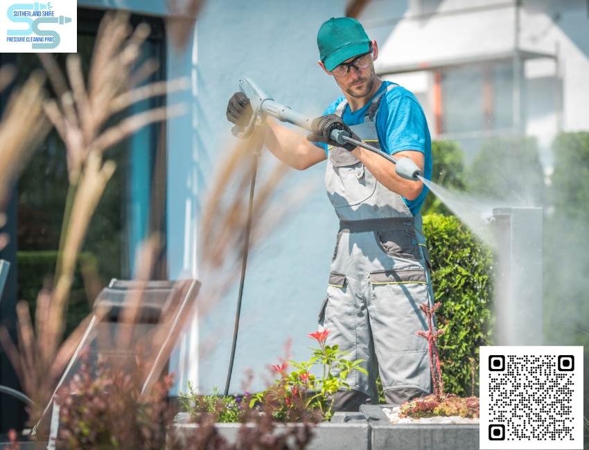 Why You Should Never DIY Your Roof Washing