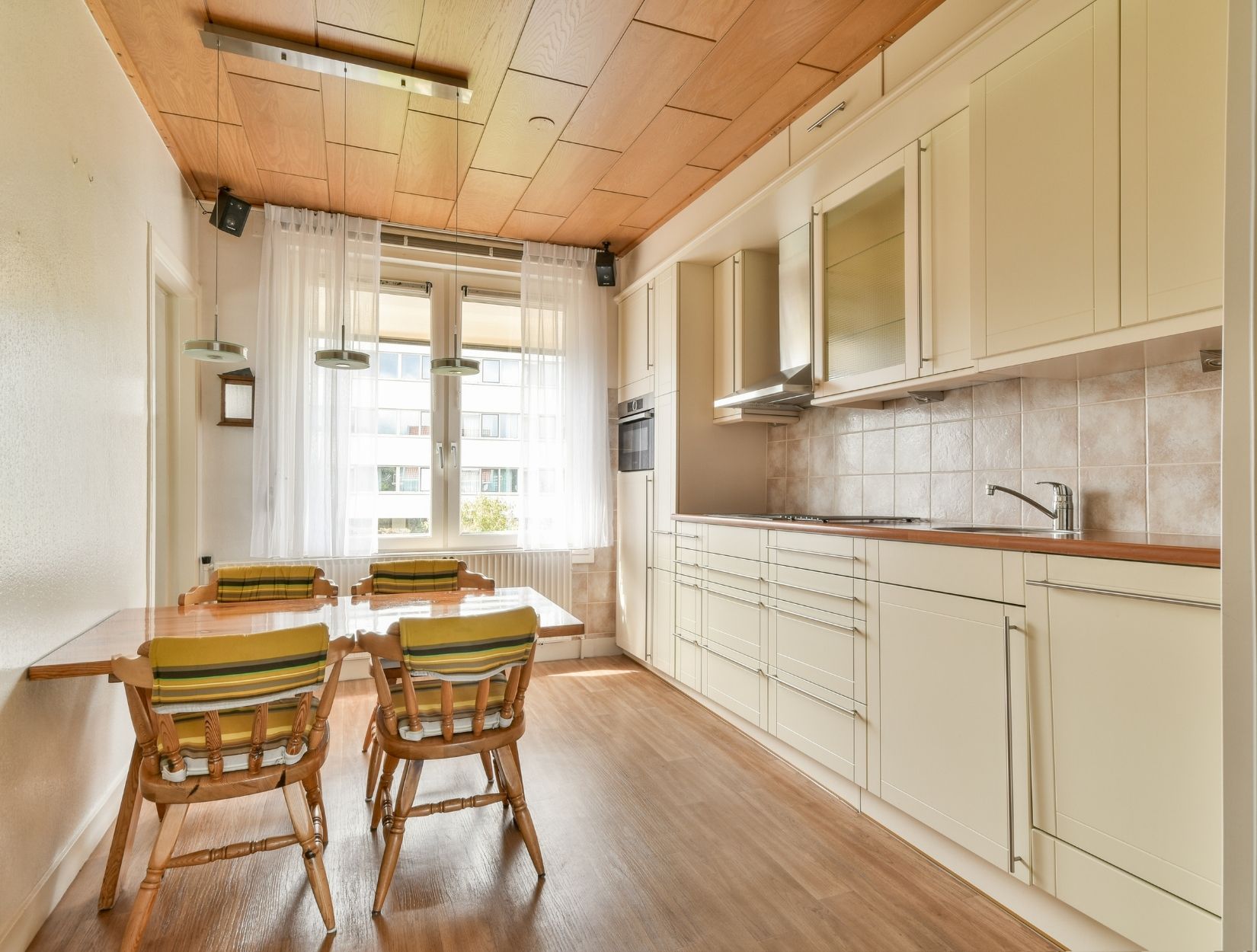 Do you provide seasonal deep cleaning for Chicago homes?