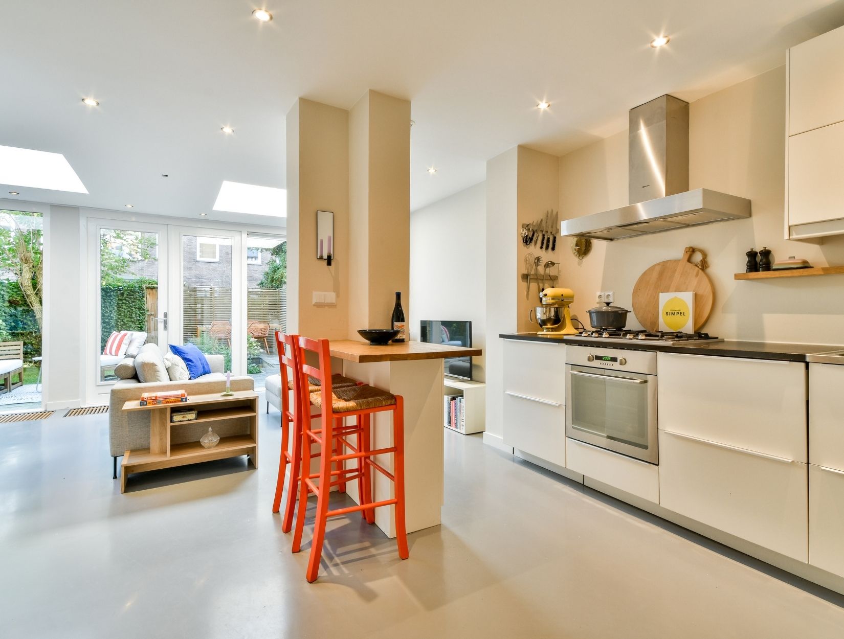 House Cleaning Services for Chicago Homes