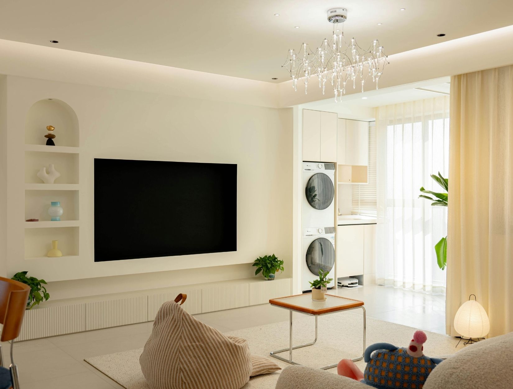 Do you provide seasonal cleaning services for apartments?