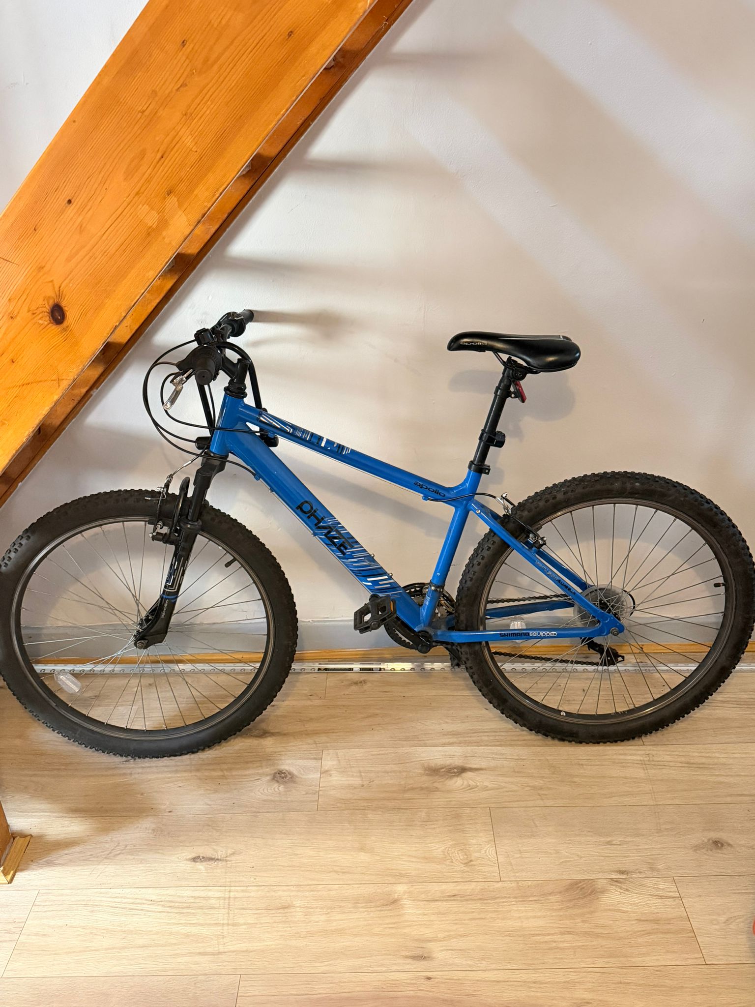 Bicicleta Apollo Summit Mountain MTB