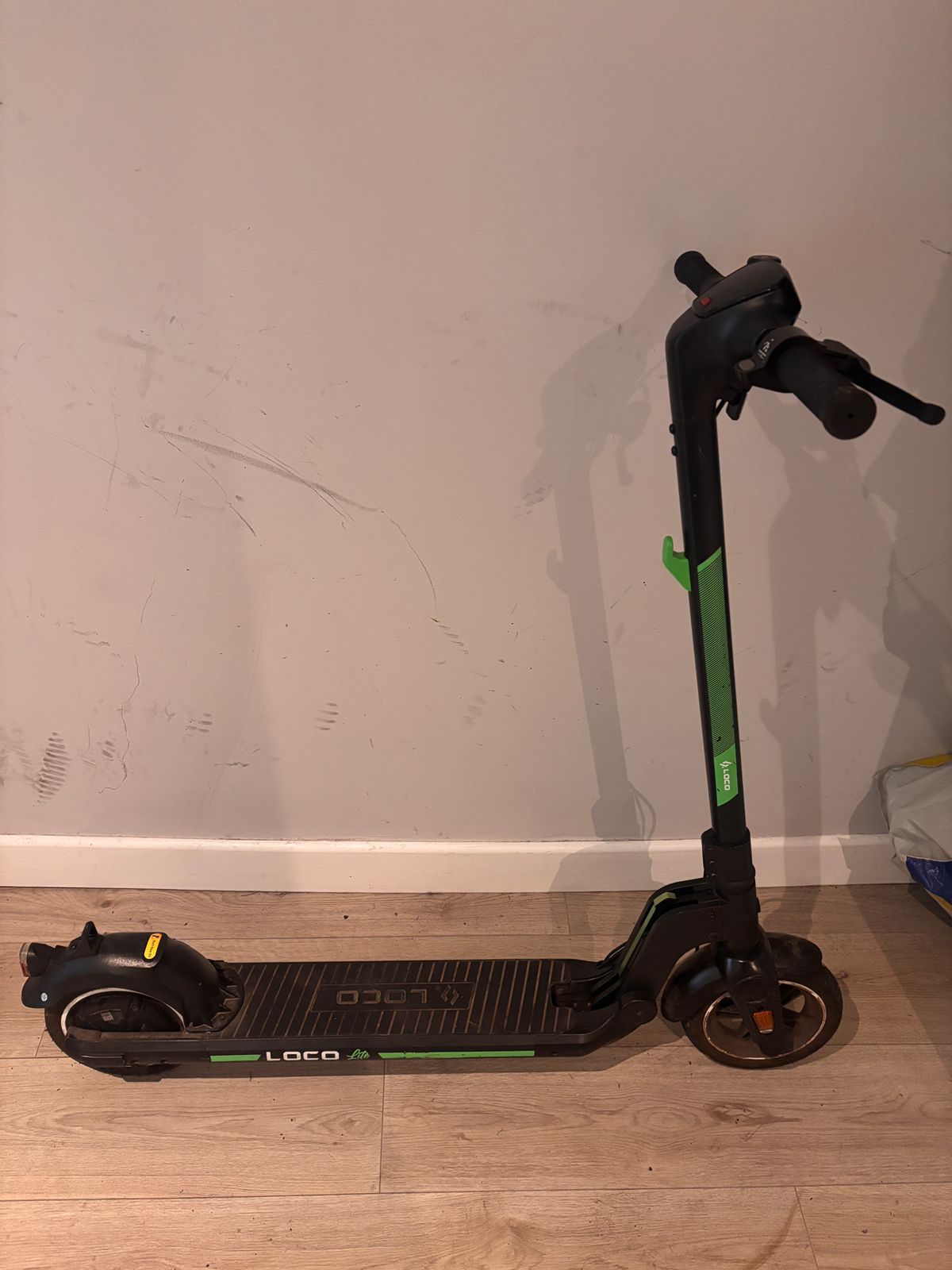 Loco Scooter elétrico dobrável