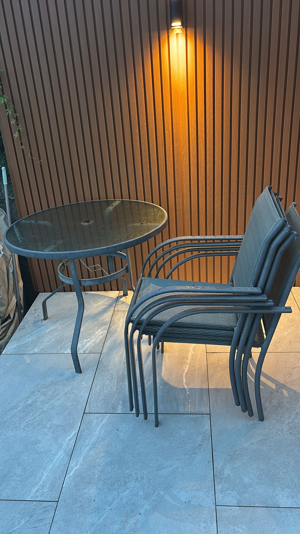 Conjunto de mesa de jardim com 4 cadeiras