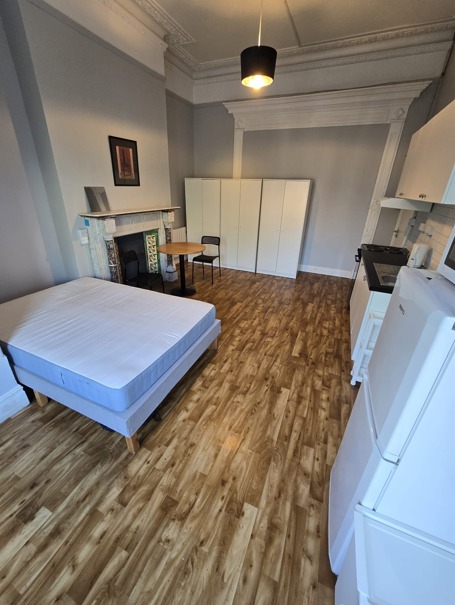 Studio para casal ou amigos disponível em D7
