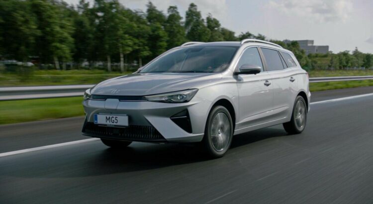 Véhicule MG MG5