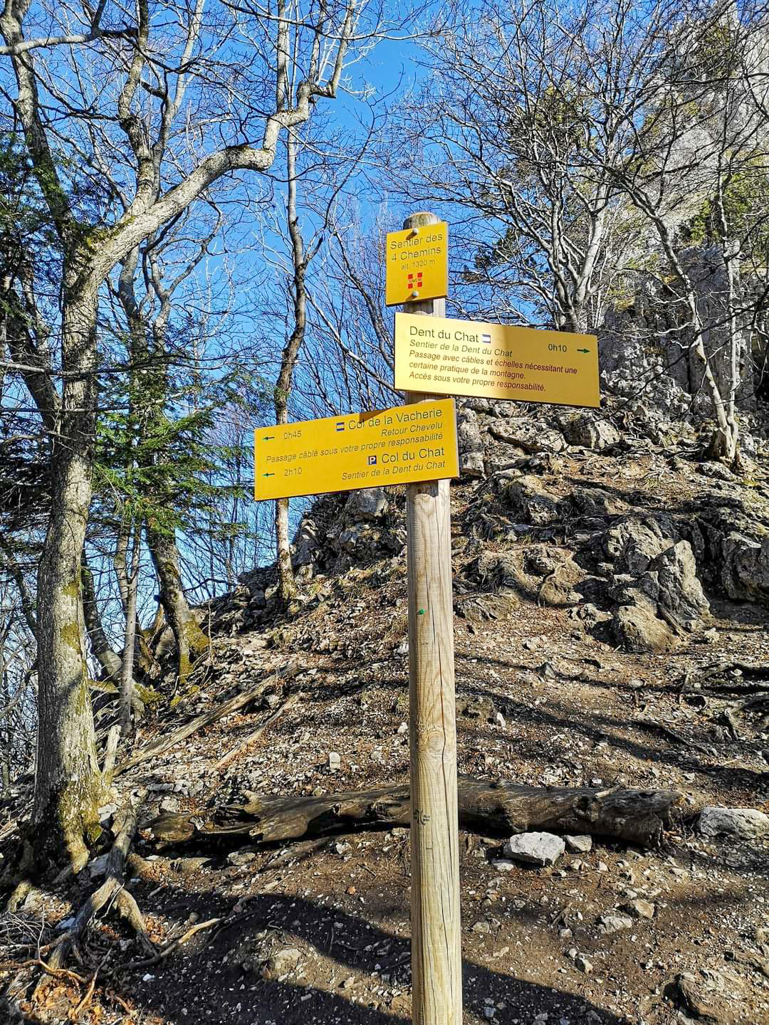 Dent Du Chat Et Molard Noir Par Le Col Du Chat - 1390 Et 1452m - HELLY ...