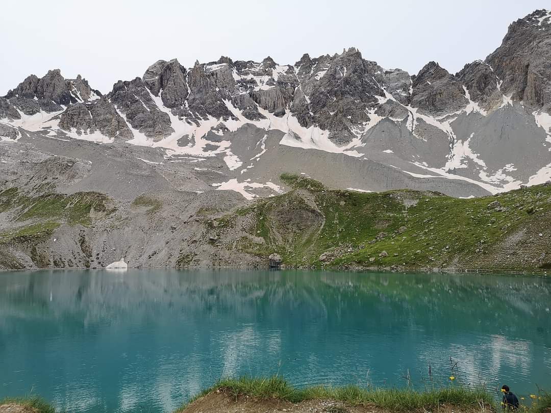 Lac SaintAnne 2415m HELLY AND THE MOUNTAINS