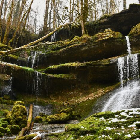 Cascade de la Pierre Percée