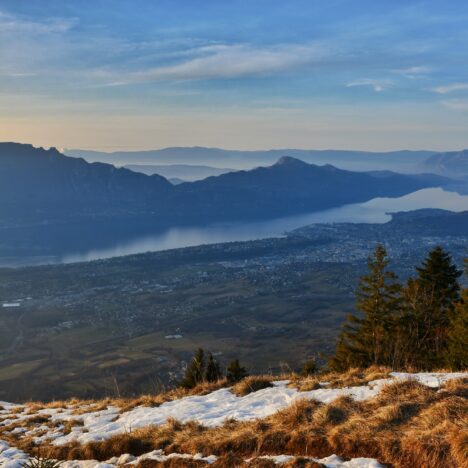 Trou et cascades de la Doria et grotte de Carret