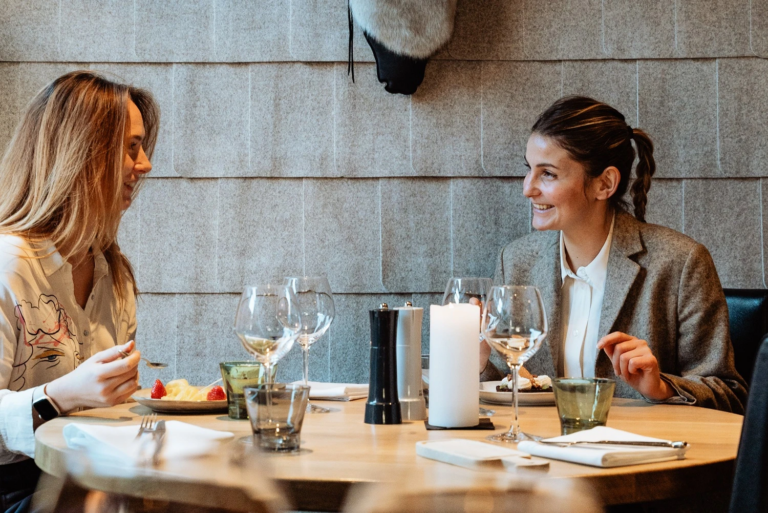 bar-restaurant-val-isere (2)