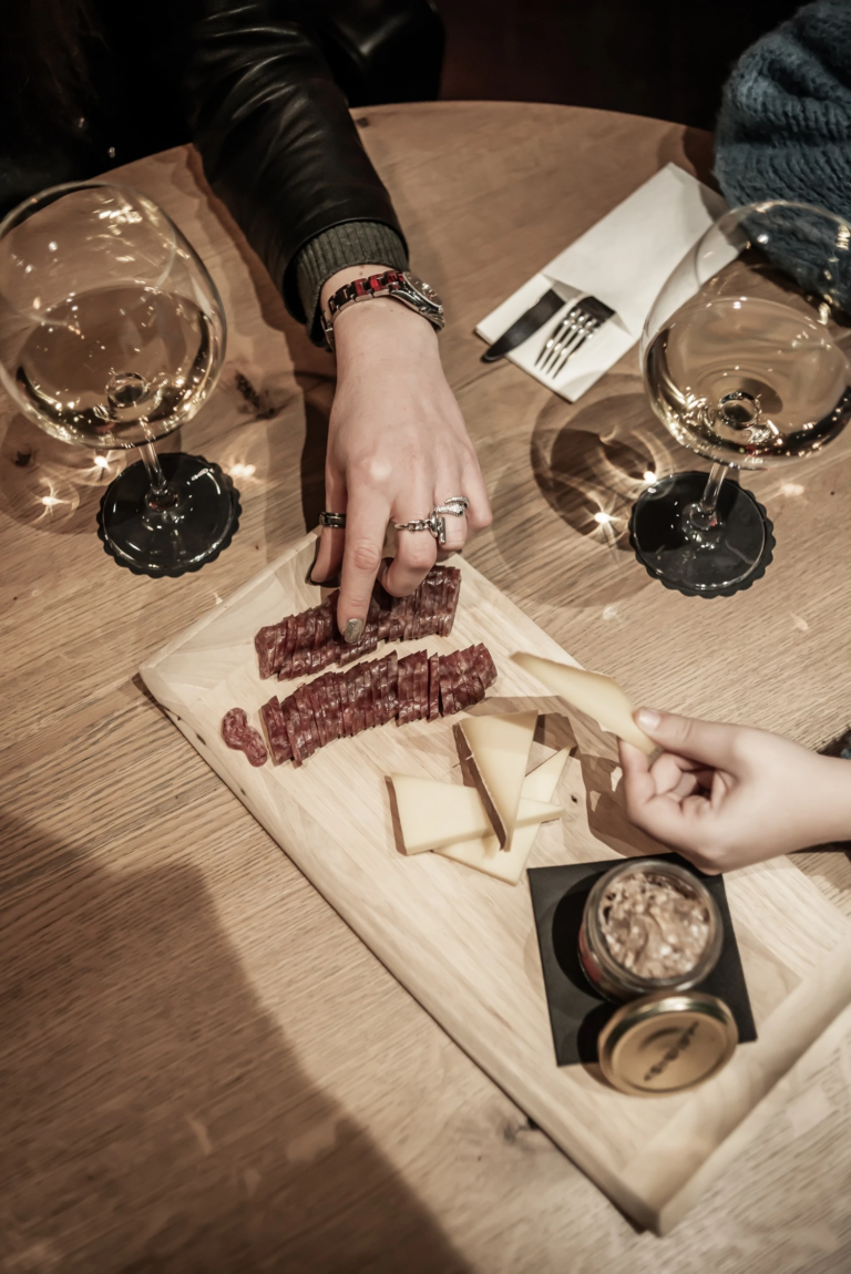 bar-restaurant-val-isere (6)