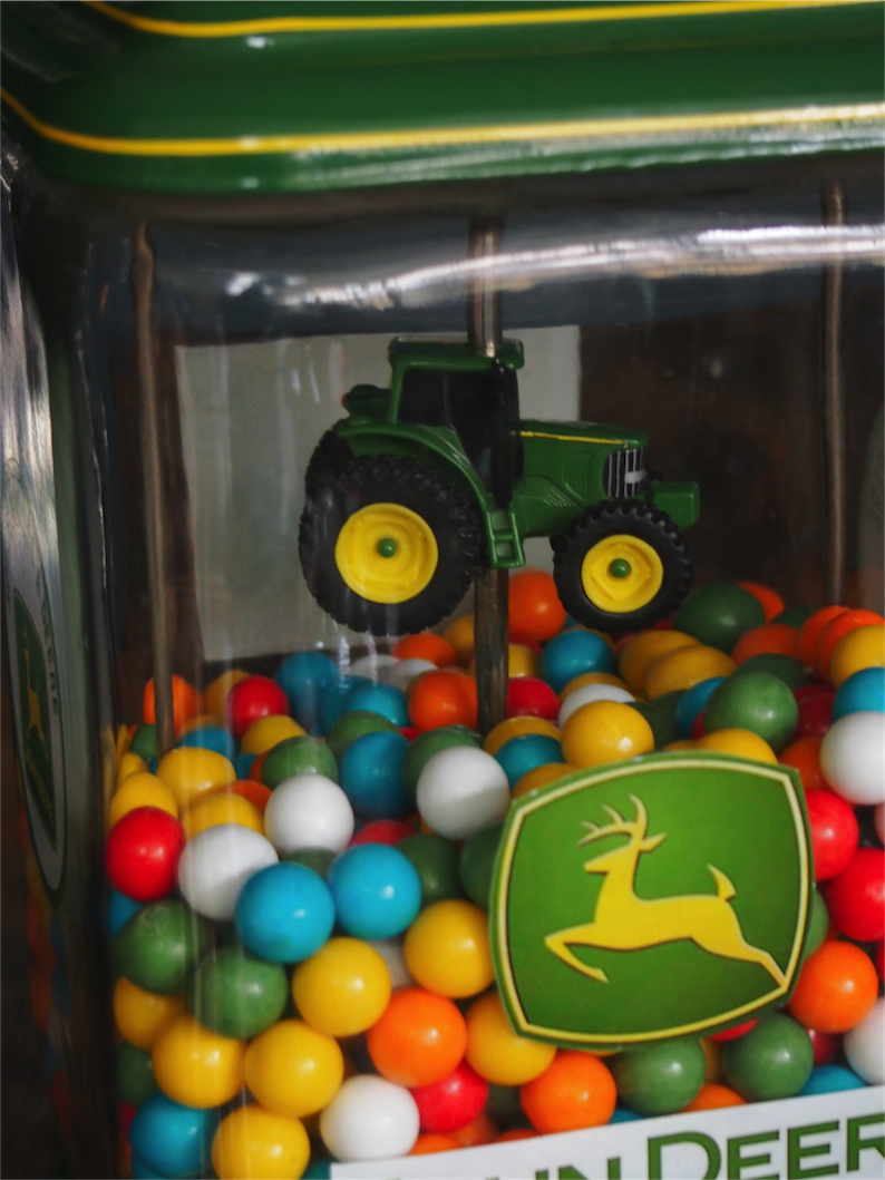 Distributeur à bonbon Americain 1950 john deere – Image 7