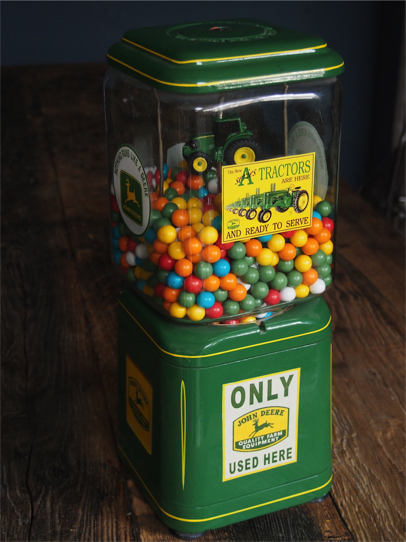 Distributeur à bonbon Americain 1950 john deere – Image 8