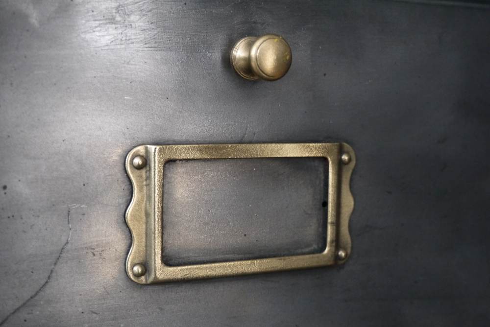 ancien meuble console 12 casiers industriel a clapet Roneo 1940 plateau metal – Image 8