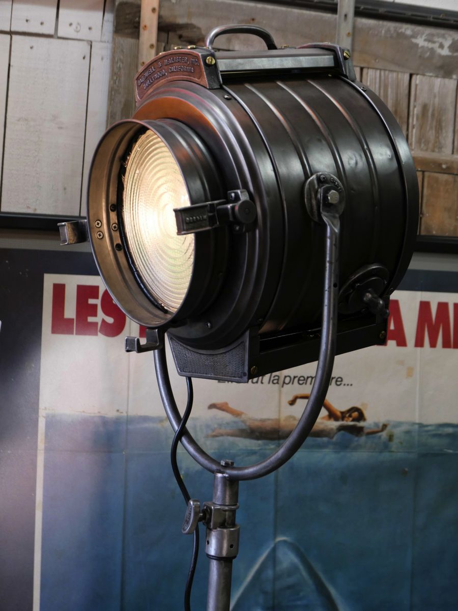 projecteur cinema MCALISTER des studios Hollywood Californie pied tripod – Image 2