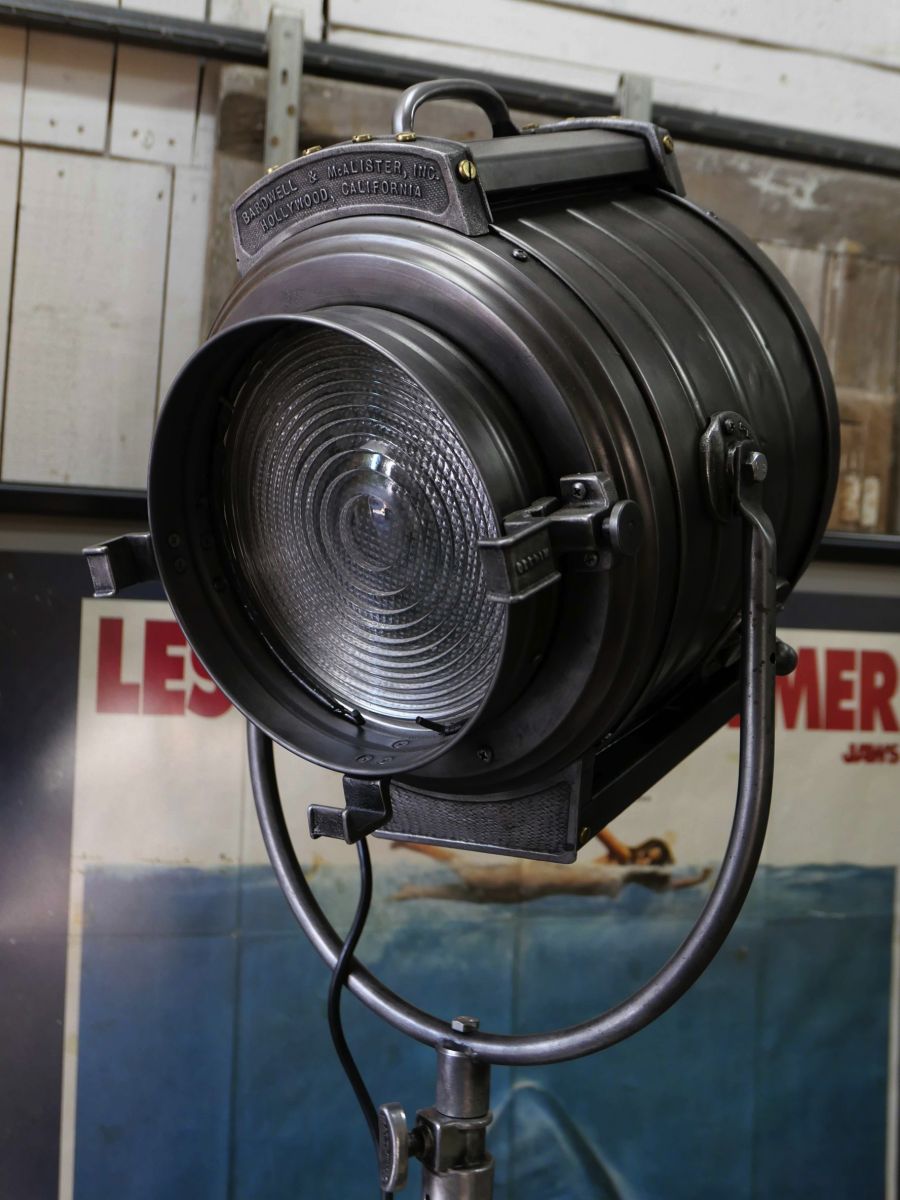 projecteur cinema MCALISTER des studios Hollywood Californie pied tripod – Image 23