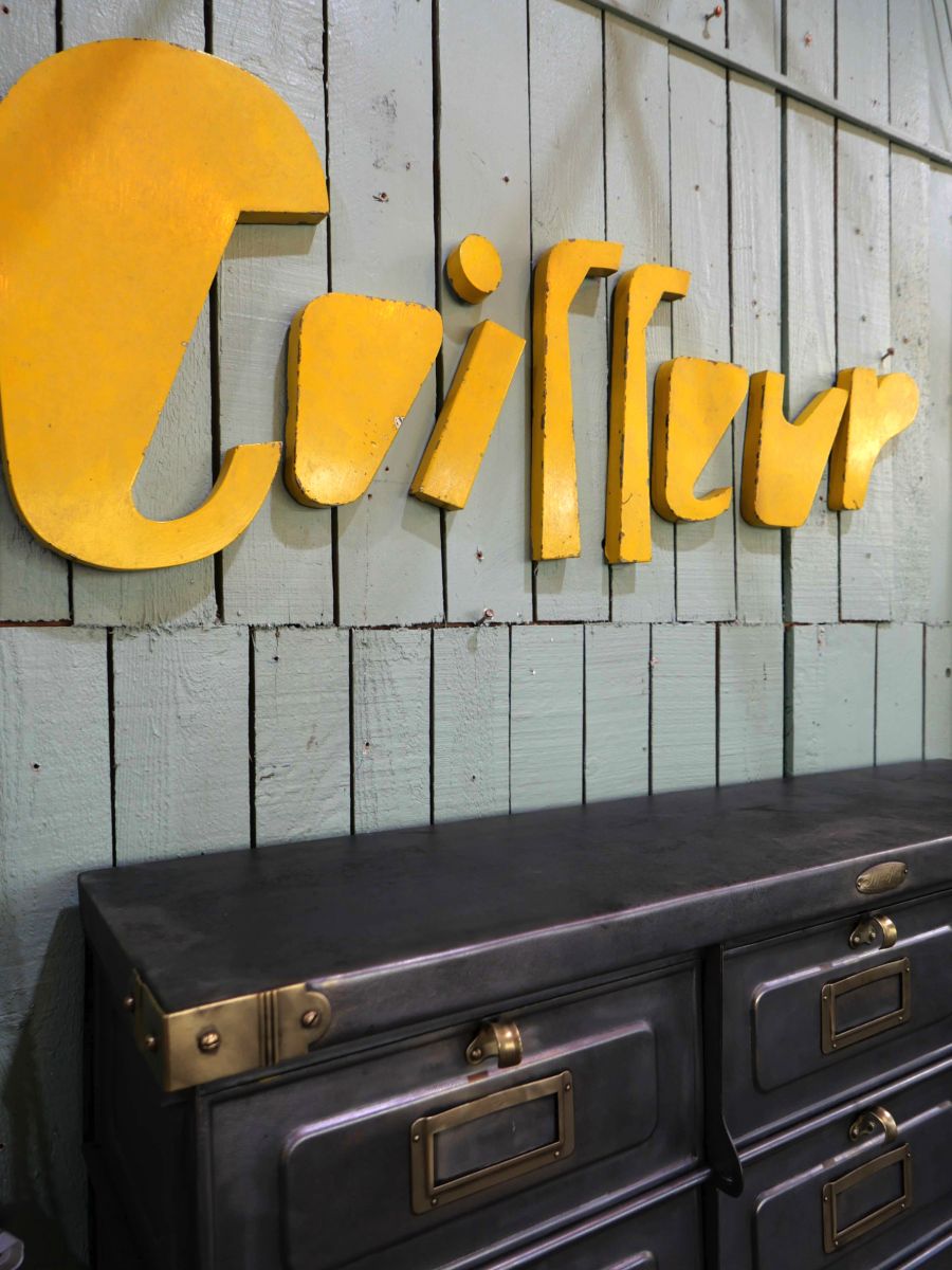 Ancienne enseigne metal coiffeur – Image 7