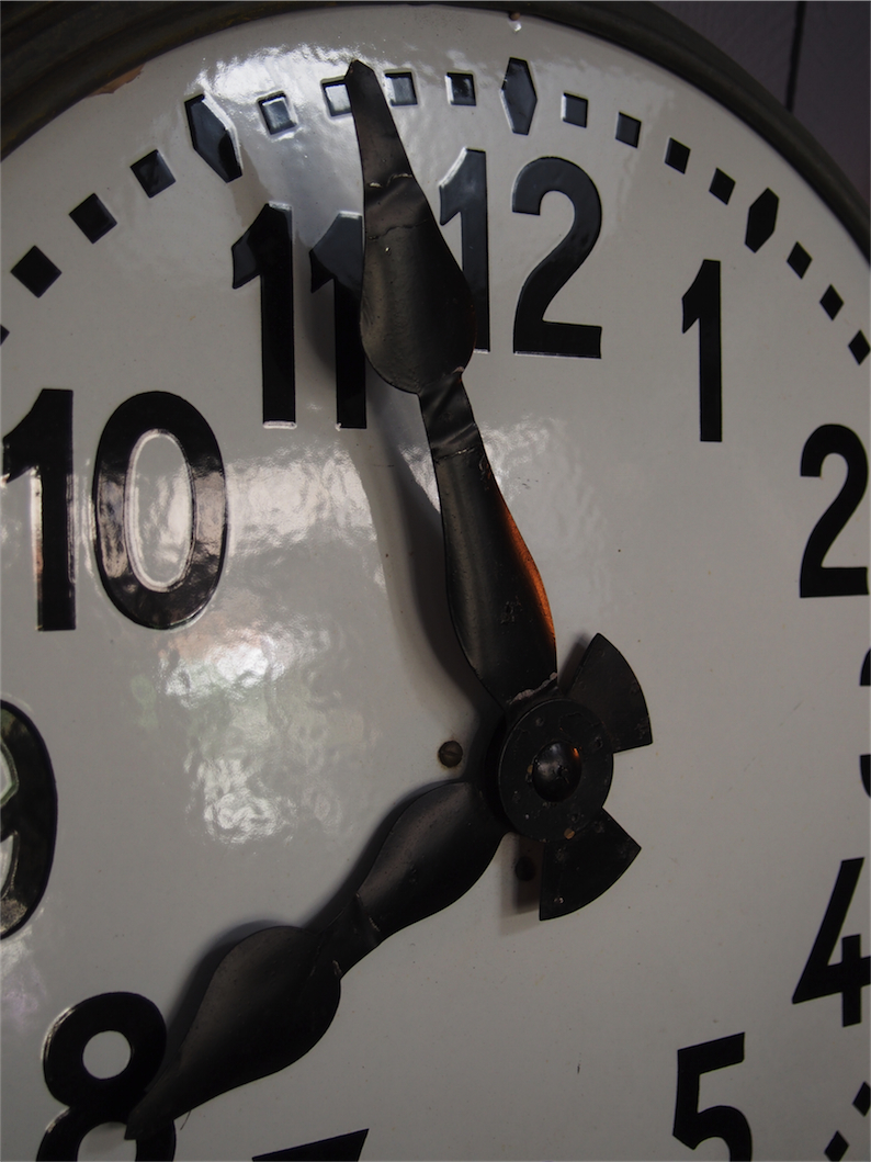 ancienne grande horloge de gare cadran emallé – Image 4