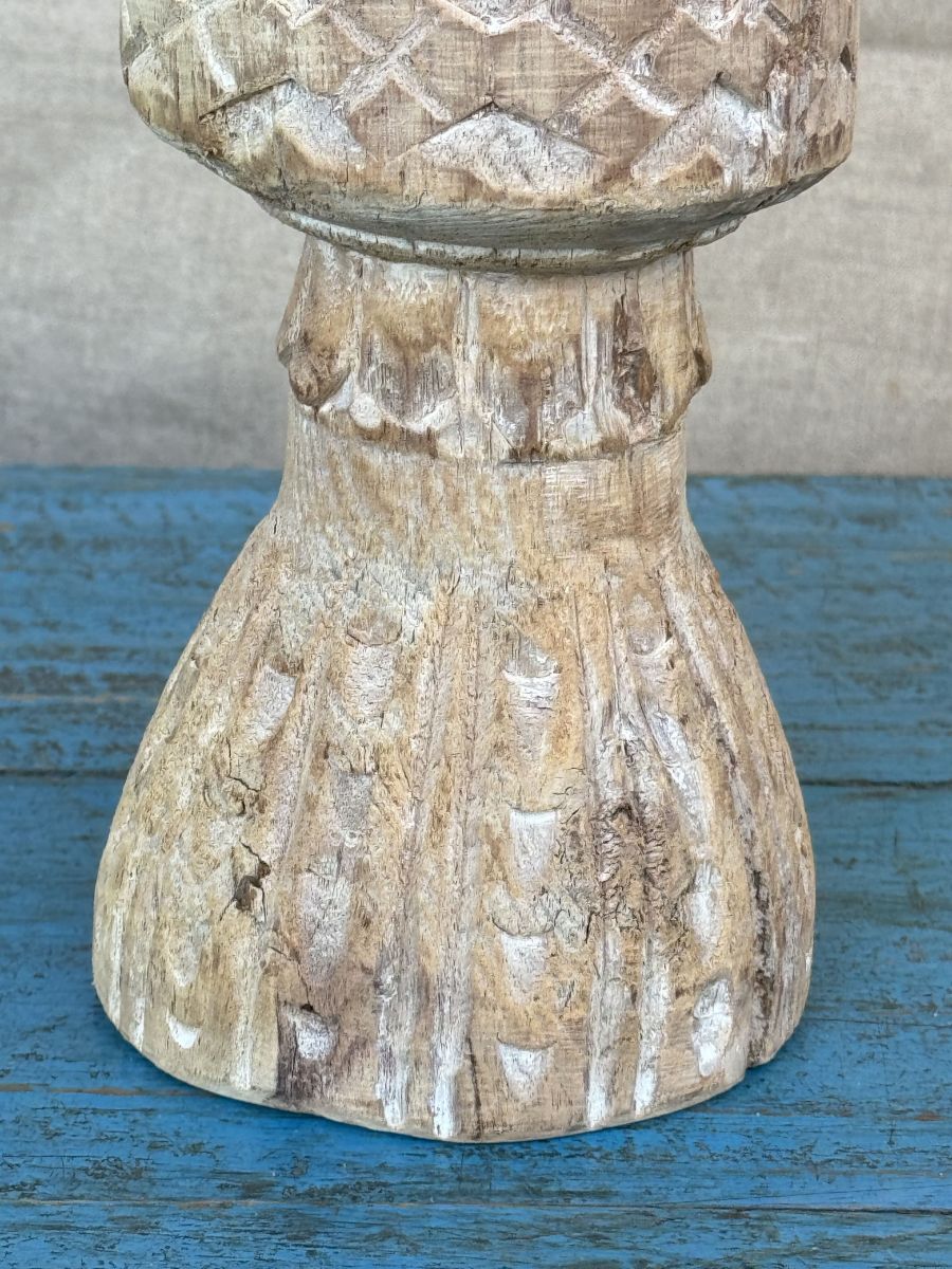 bougeoir en bois sculpté – Image 3