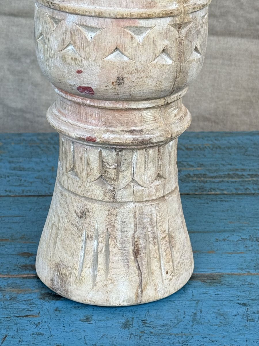 bougeoir en bois sculpté – Image 3