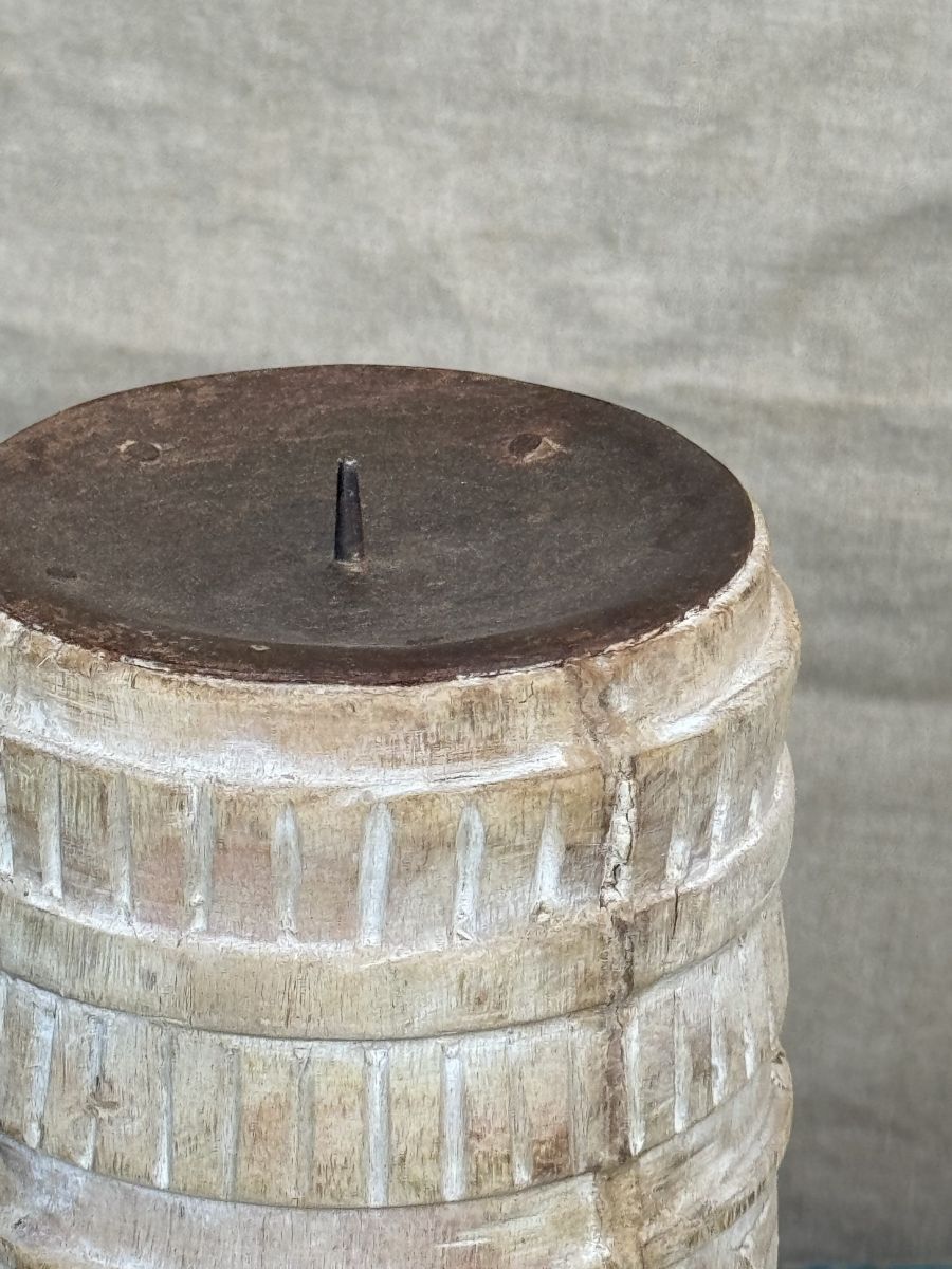 bougeoir en bois sculpté – Image 4