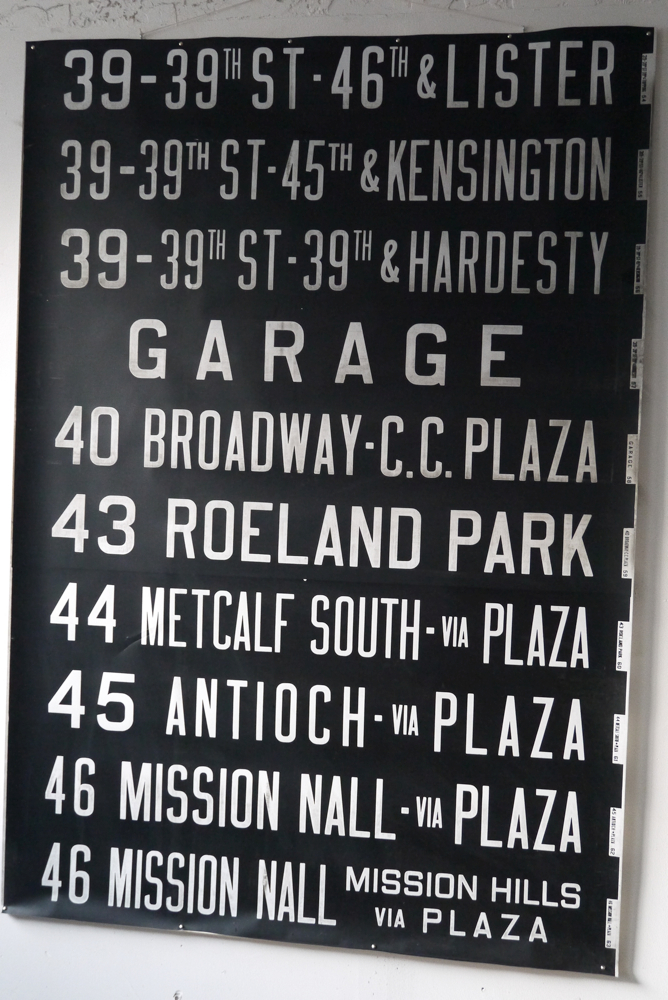 top deco ! tres grand kakemono destination bus USA ligne floride annees 60/70 – Image 10