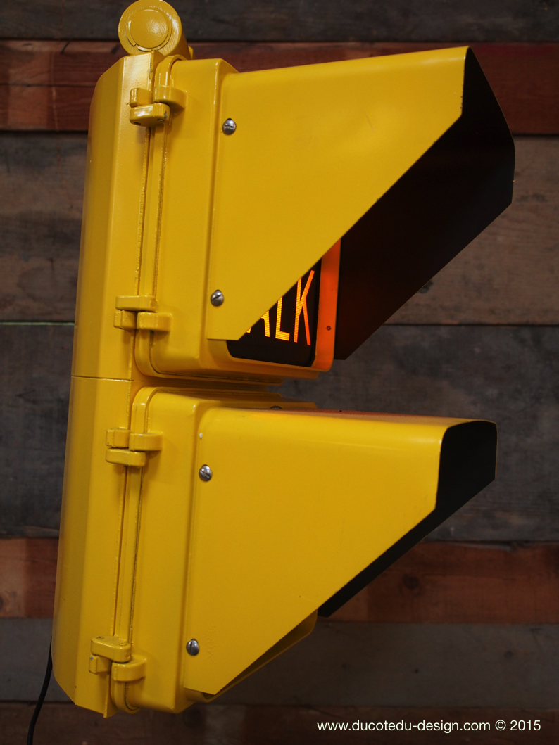 New York feu dont walk americain vintage USA jaune d'origine avec fixations murale – Image 11