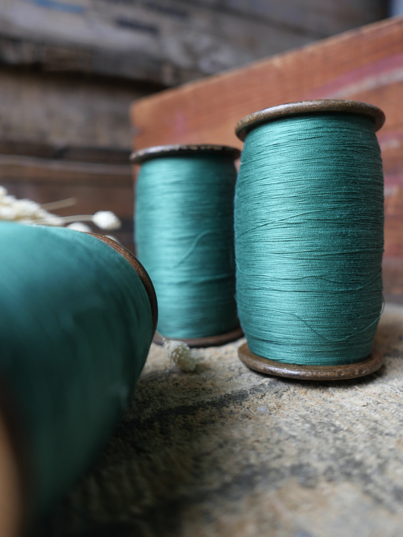 Lot de 4 bobines des anciennes filatures Lyonnaises vert sapin – Image 5