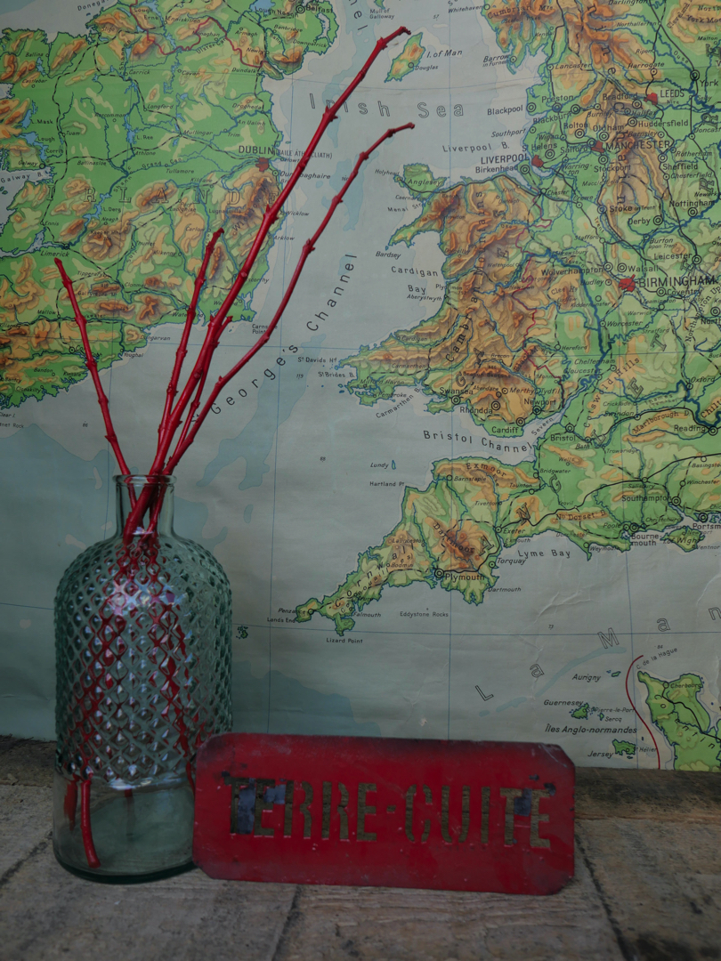 ancien pochoir marquage transport caisse de musee / Terre cuite – Image 2