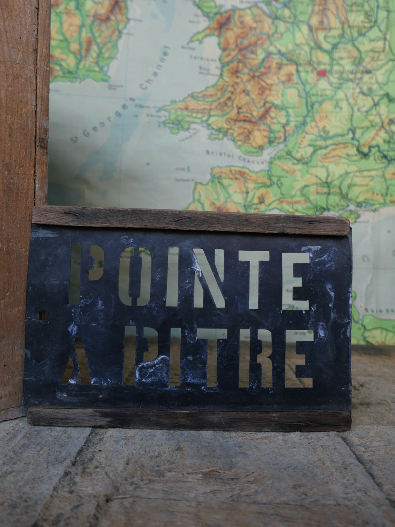 ancien pochoir marquage transport caisse de musee / Pointe à pitre – Image 2