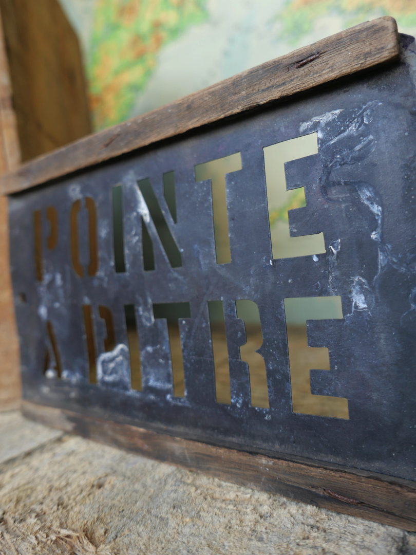 ancien pochoir marquage transport caisse de musee / Pointe à pitre – Image 3