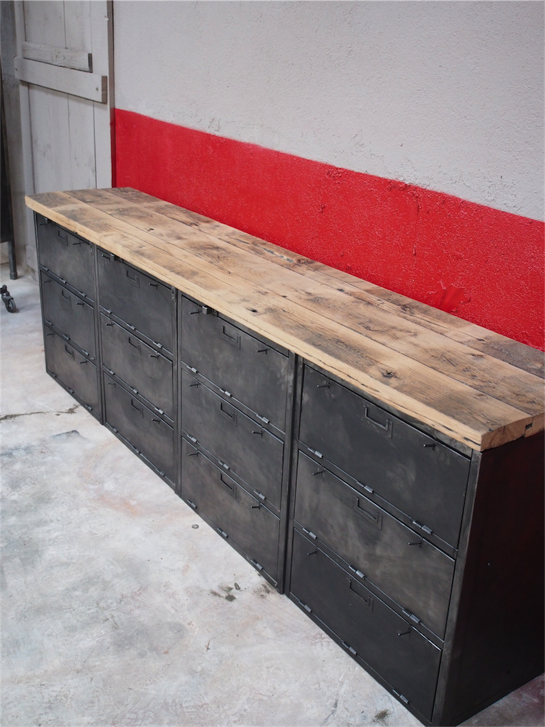 enfilade industrielle 12 compartiments atelier militaire plateau vieux chene massif – Image 4