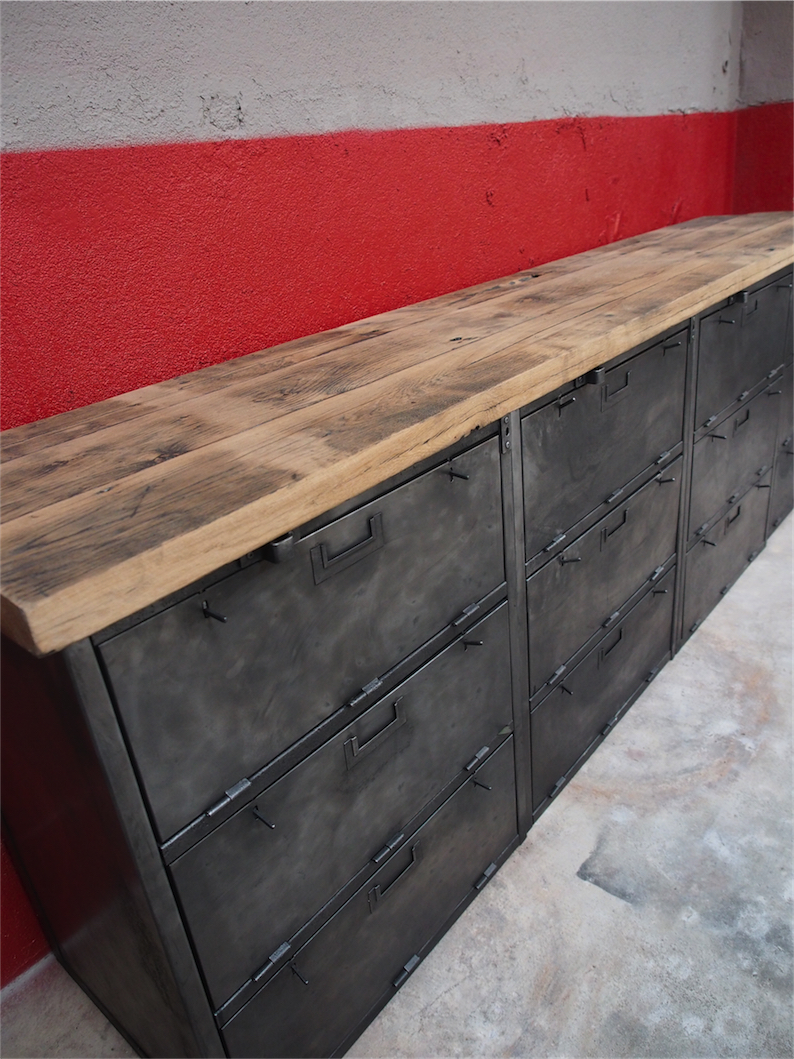 enfilade industrielle 12 compartiments atelier militaire plateau vieux chene massif – Image 8