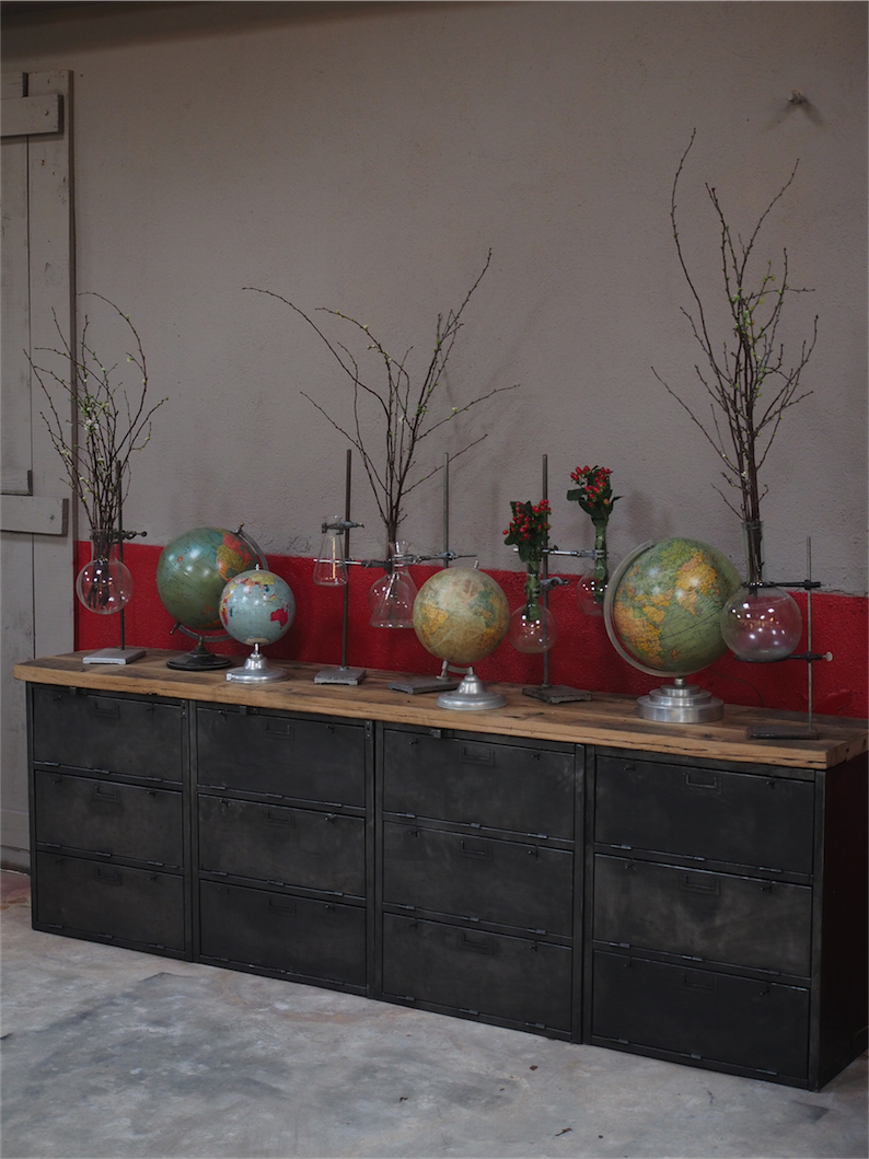 enfilade industrielle 12 compartiments atelier militaire plateau vieux chene massif – Image 18