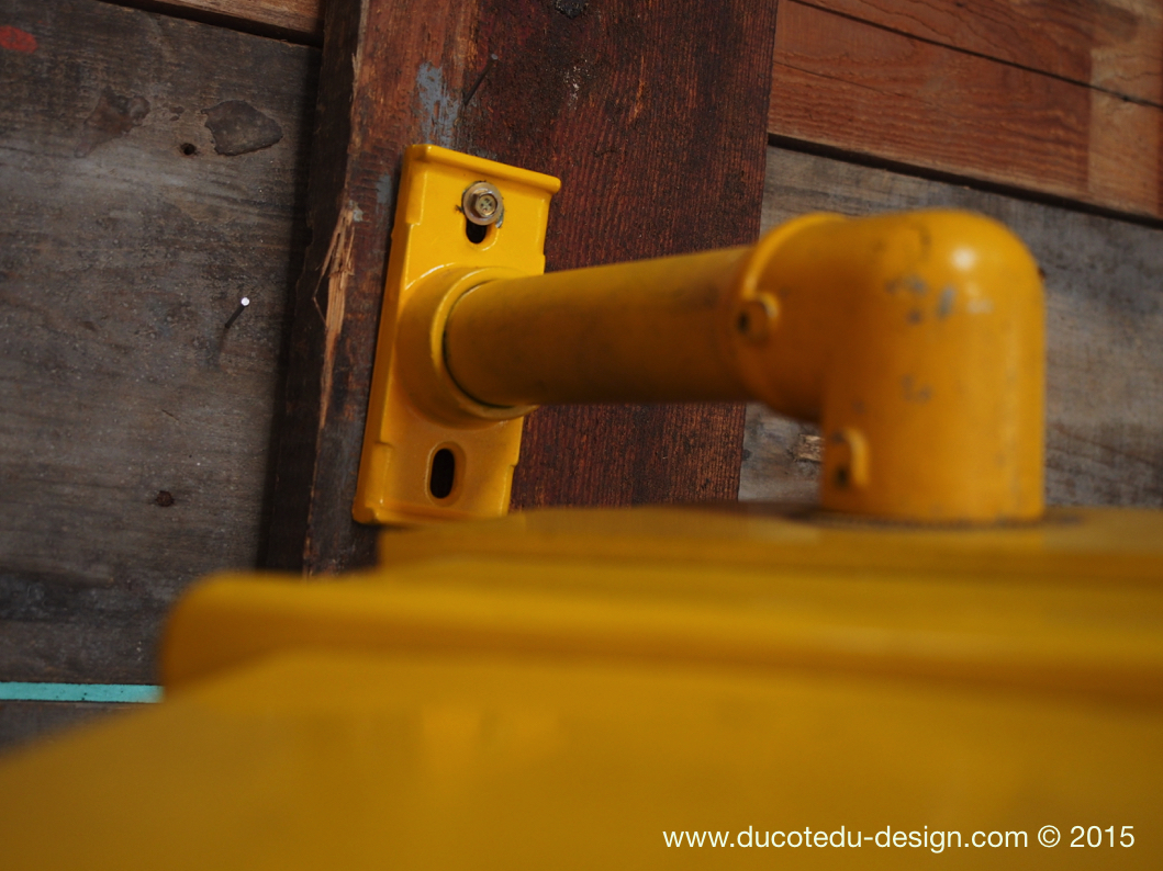 New York feu dont walk americain vintage USA jaune d'origine avec fixations murale – Image 9