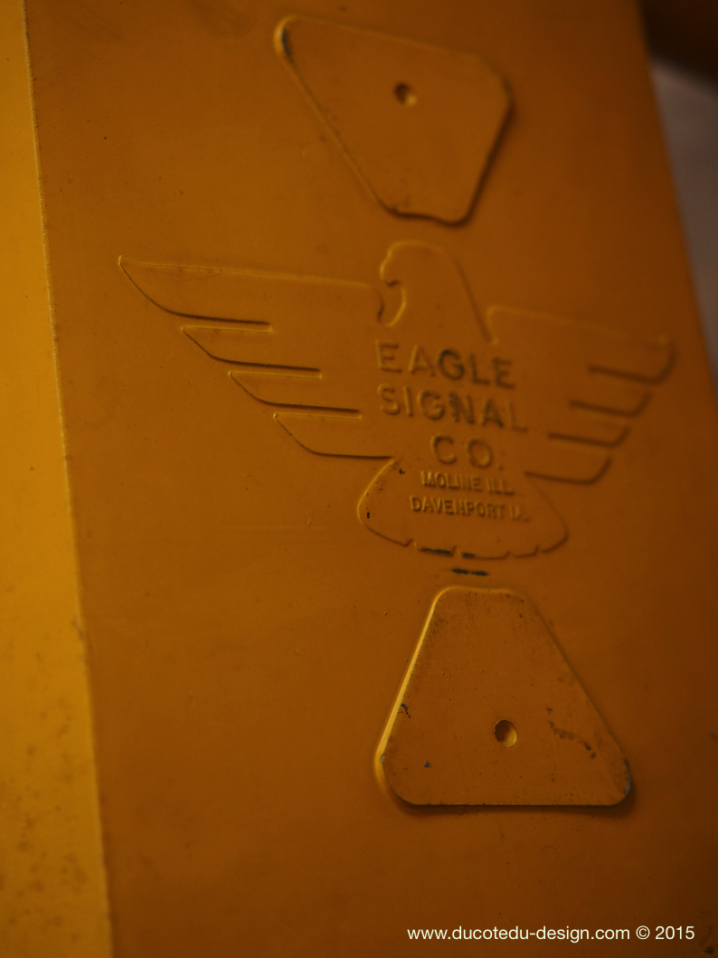 New York feu dont walk americain vintage USA jaune d'origine avec fixations murale – Image 10