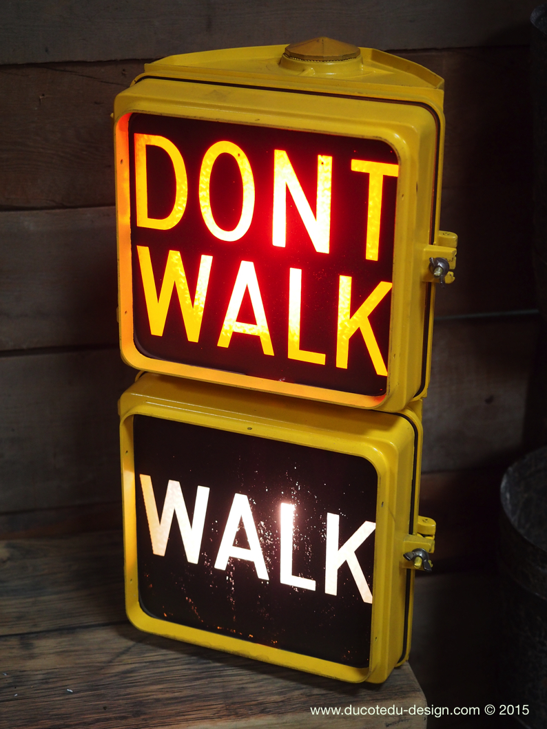 feu dont walk americain vintage USA jaune a poser – Image 5