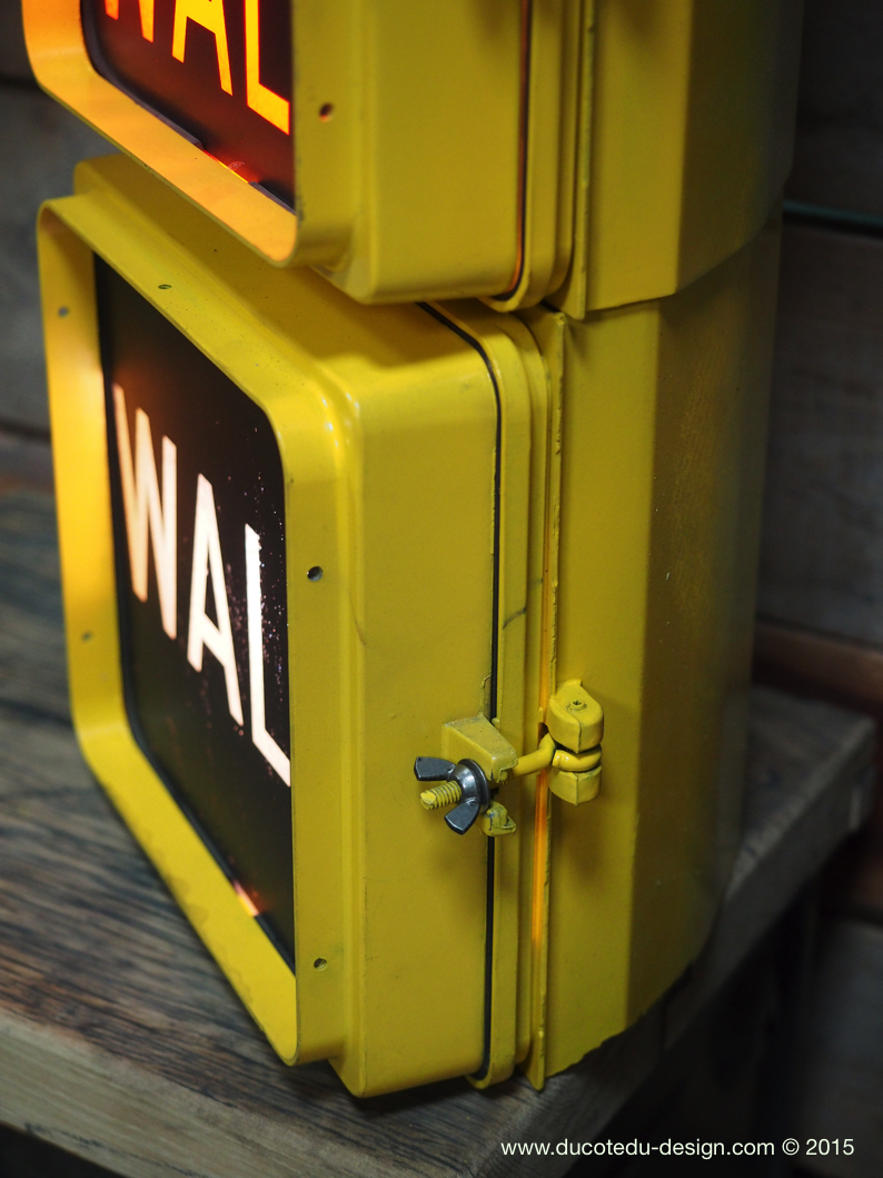 feu dont walk americain vintage USA jaune a poser – Image 7