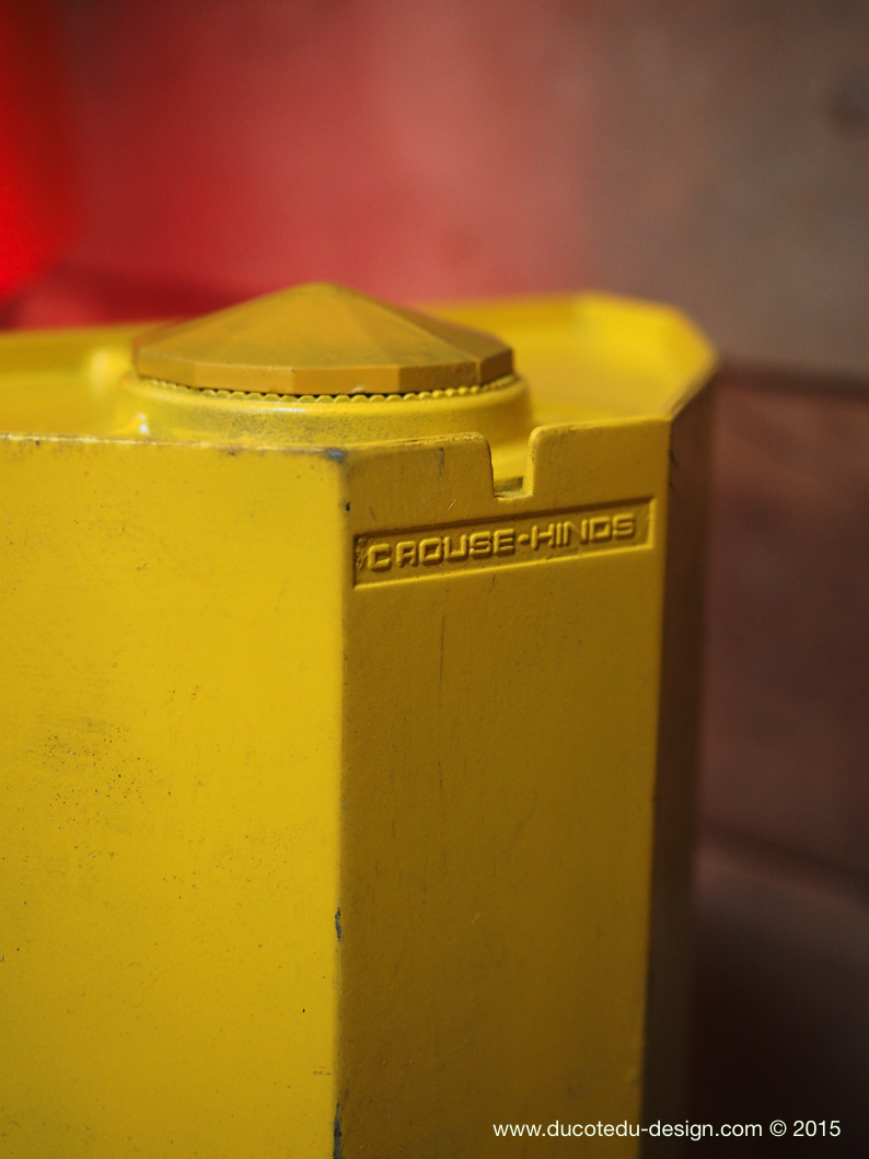 feu dont walk americain vintage USA jaune a poser – Image 9