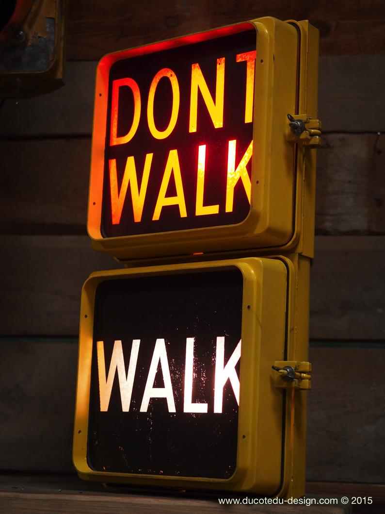 feu dont walk americain vintage USA jaune a poser – Image 2