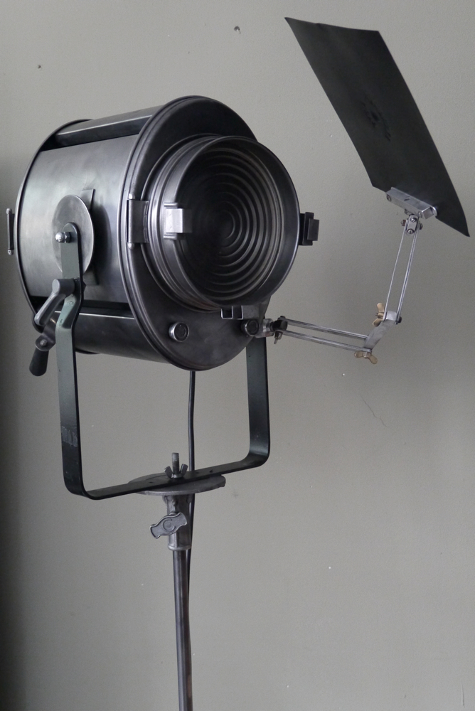 Projecteur de cinema Cremer Paris entierement d'origine – Image 5