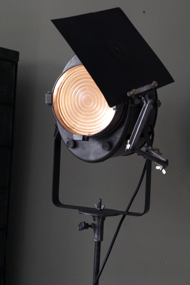 Projecteur de cinema Cremer Paris entierement d'origine – Image 16