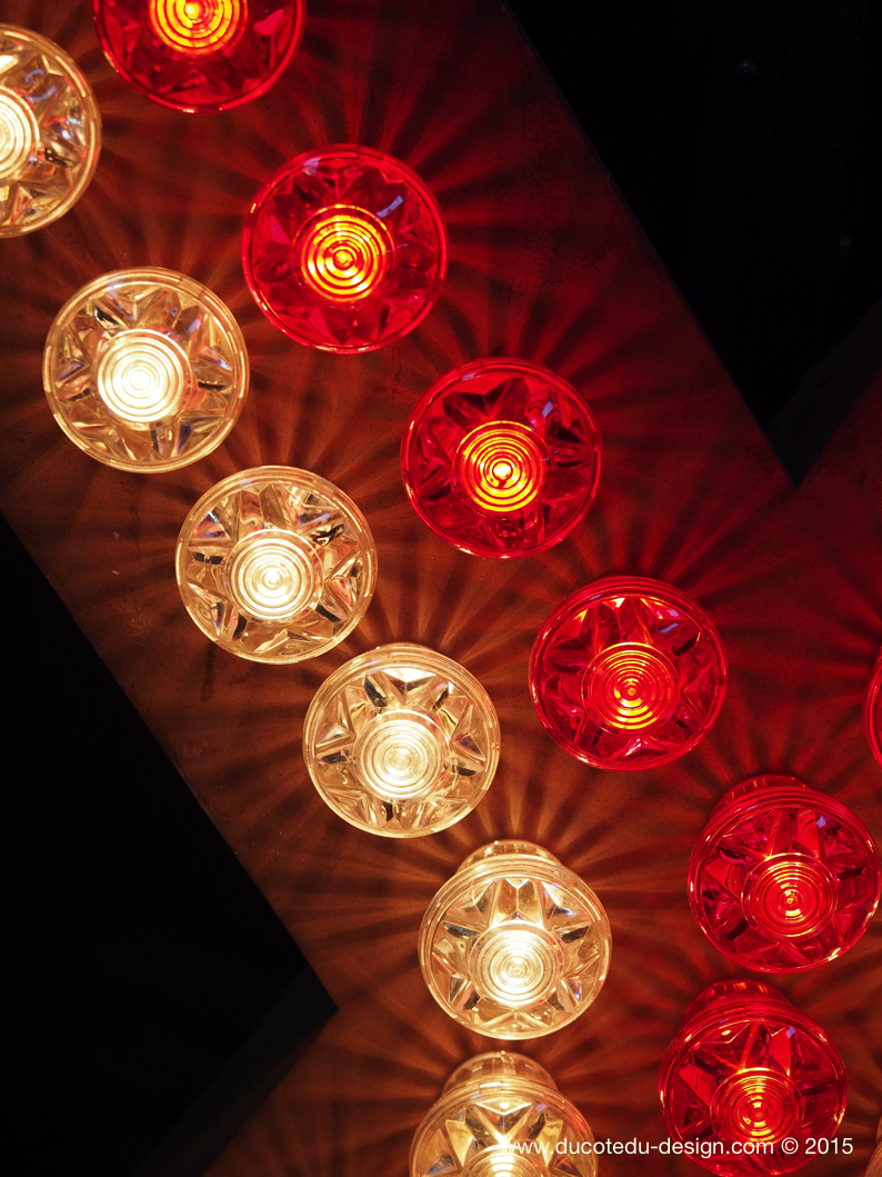 enorme lettre X d'ancienne enseigne lumineuse façon fete foraine – Image 7