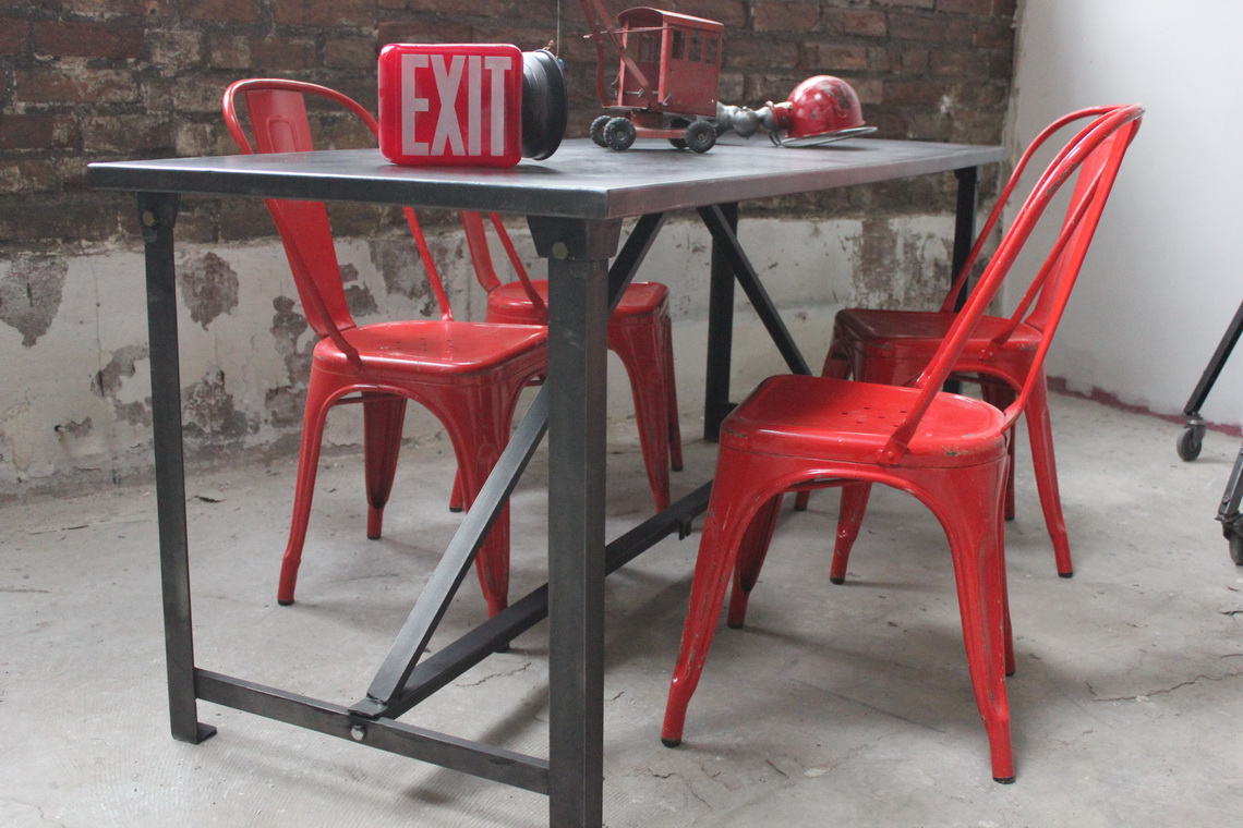 Table ou bureau metal industriel des annees 50 militaire – Image 6