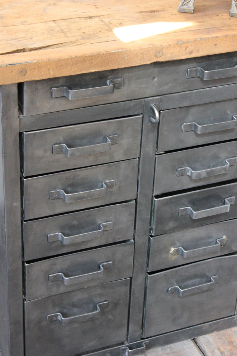etabli d'atelier industriel metal 11 tiroirs plateau bois massif – Image 4