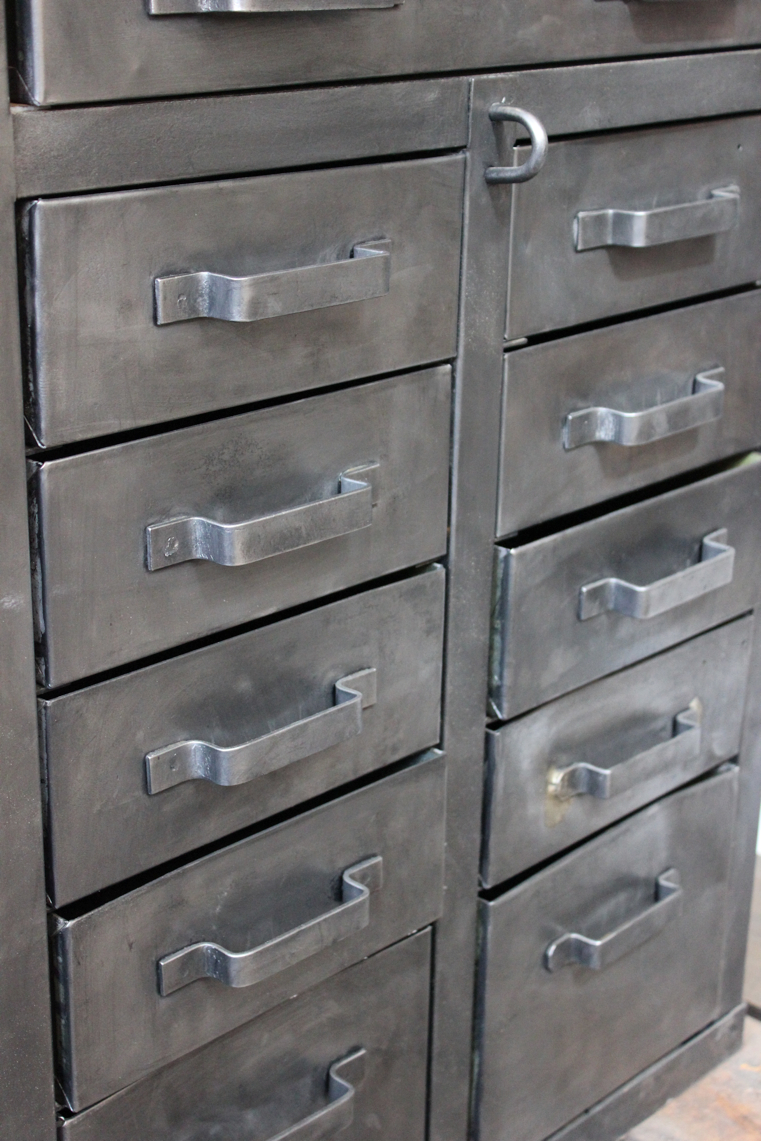etabli d'atelier industriel metal 11 tiroirs plateau bois massif – Image 6