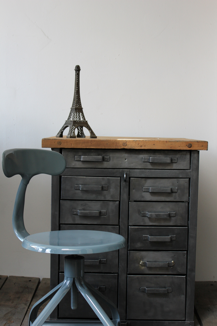 etabli d'atelier industriel metal 11 tiroirs plateau bois massif – Image 12