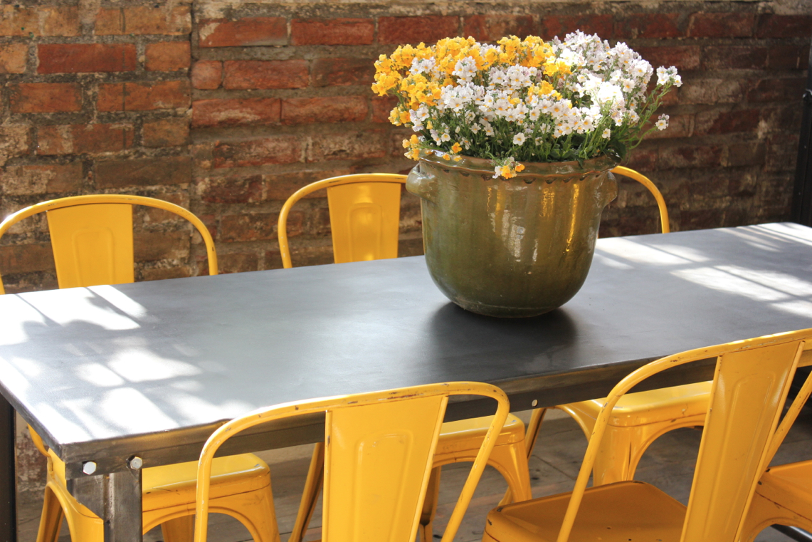 Table ou bureau metal industriel des annees 50 militaire finition metal – Image 4