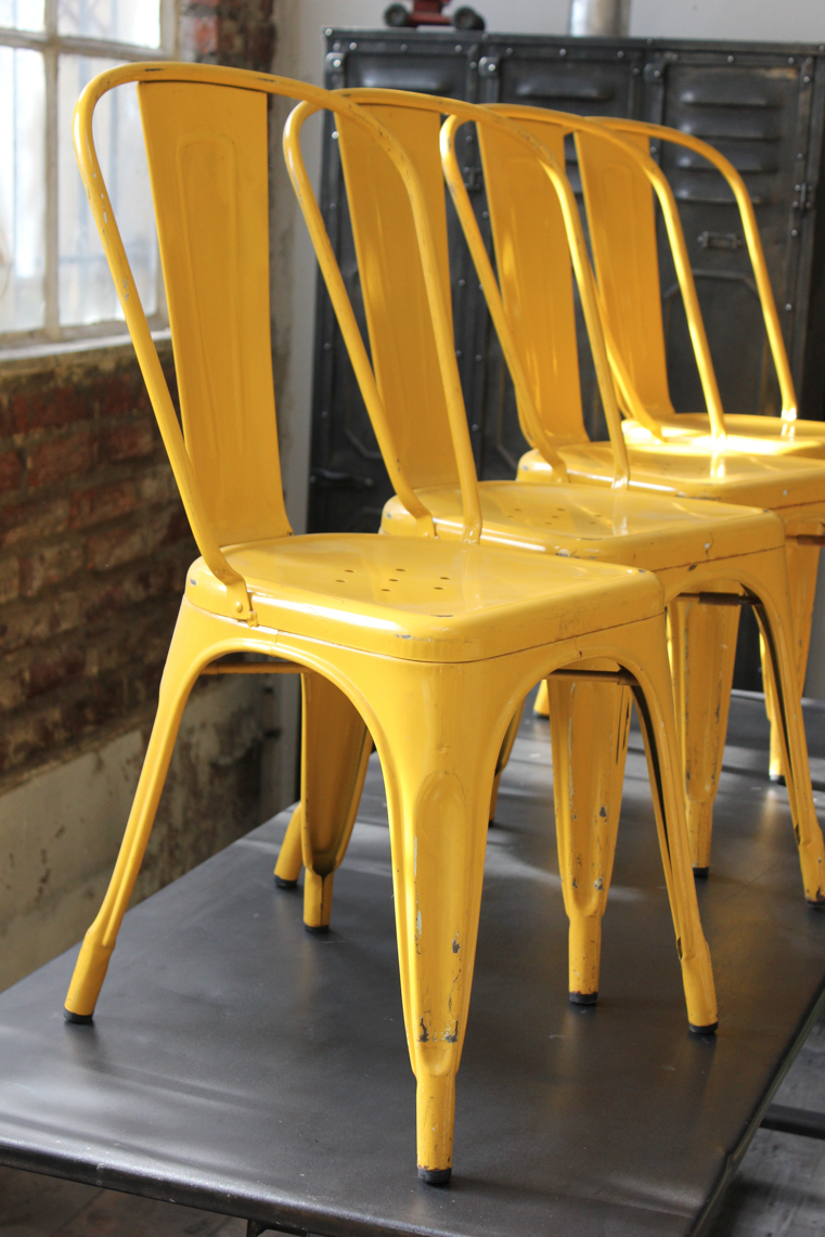 4 ancienne Chaise TOLIX Xavier Pauchard jaune des annees 50 tarif pour les 4 chaises – Image 6